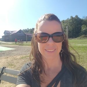 Meet your Posher, Katrina